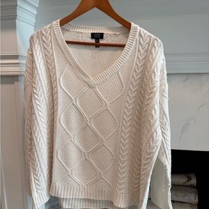 Jones New York Cable Knit V-Neck Sweater - Size Large